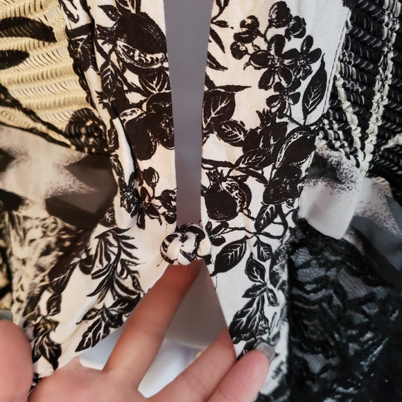 STERLING STYLES Black and white cardigan - Picture 4 of 10